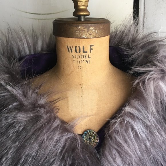 Meet the Posher - Picture 4 of 14